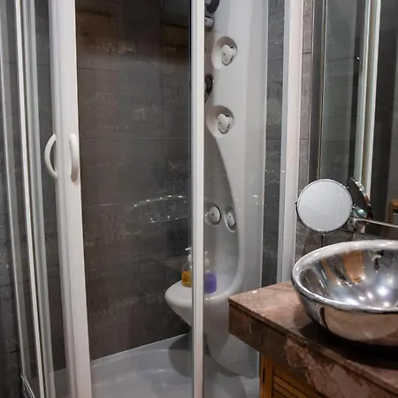 Daire Premium Flat At Ajuda/belem With Balcony, Parking! *