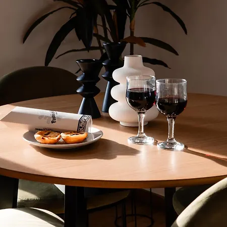 Daire Premium Flat At Ajuda/belem With Balcony, Parking! Lisboa