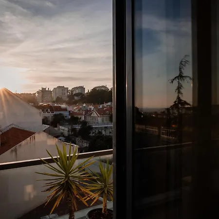 Premium Flat At Ajuda/belém With Balcony, Parking!