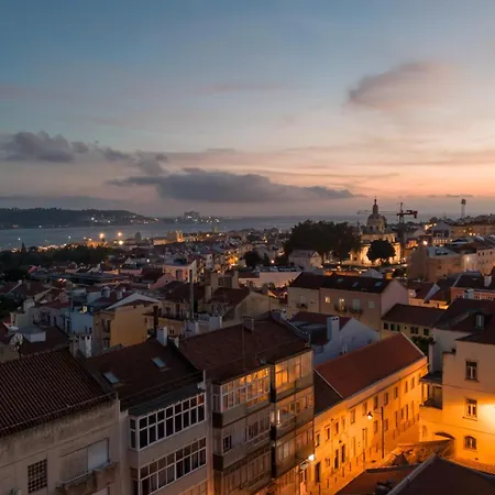 Premium Flat At Ajuda/belem With Balcony, Parking! Apartamento Lisboa