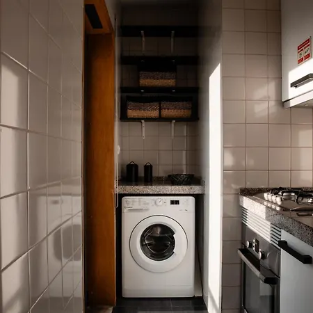 アパート Premium Flat At Ajuda/belem With Balcony, Parking! リスボン