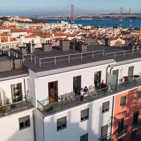 Premium Flat At Ajuda/belem With Balcony, Parking! リスボン