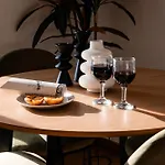 Appartement Premium Flat At Ajuda/belém With Balcony, Parking! Lisboa